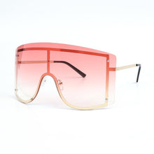 Cargar imagen en el visor de la galería, It&#39;s a Wrap Oversized Sunglasses - Diamond Delicates®™
